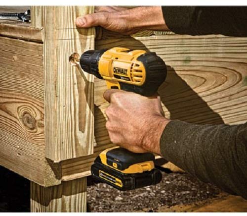 DEWALT DCD771C 20V MAX Cordless Drill / Driver Kit